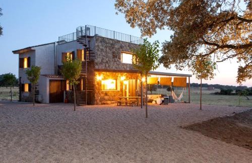 Mejorada Casa | Bonita casa de campo en finca privada con piscina- Sierra de Gredos