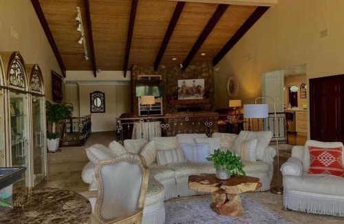 Bunkers Cove Casa | Bonita Cottage