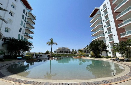 Marina Mazatlán Condominio | bonita habitación hotelera con balcón by Gpsrentas