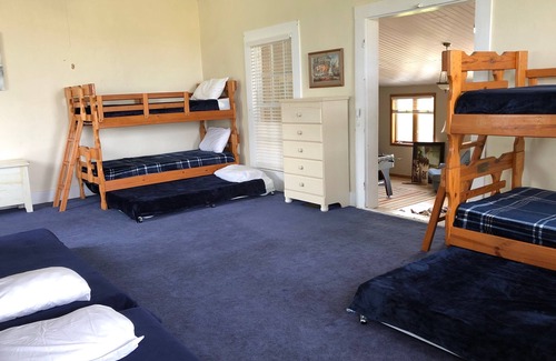 Nauvoo Casa | La granja de Hyrum Smith en el histórico Nauvoo, ¡tiene capacidad para 28!