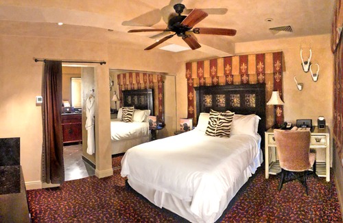 Crystal Bay Hotel | Border House at Crystal Bay Casino