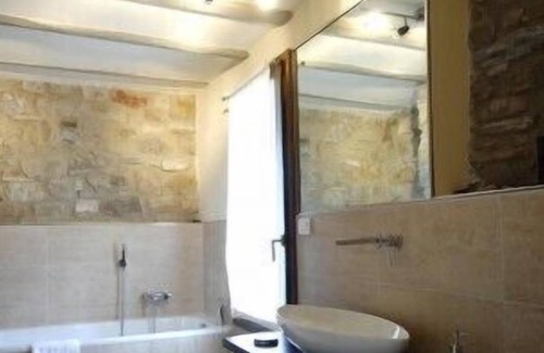 Lizzano in Belvedere Casa | Borgo Pianello
