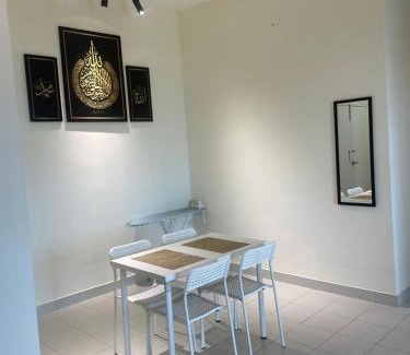 Sandakan Apartamento | Borneo Cove Seaview Sandakan