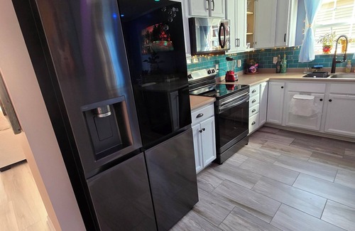 Murfreesboro Casa | Boro Breeze Island Escape - Cozy, Close, Amenities, Sleeps 8