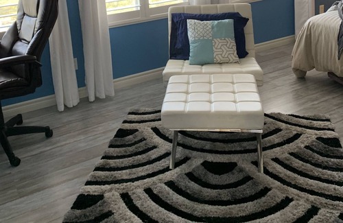 Las Vegas Casa | Bossey Blue Moon