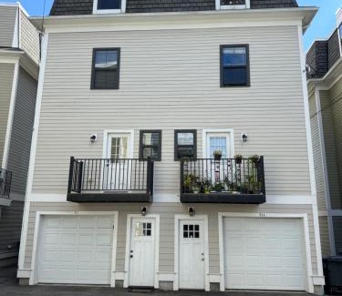 West Codman Hill - West Lower Mills Casa | Boston Historic Lower Mills