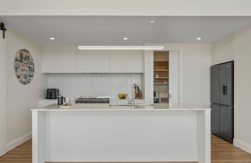 Waipahihi Casa | Botanical Oasis - Outdoor entertaining, lake views