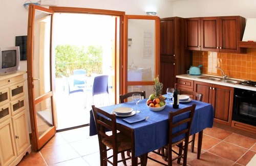 Tanaunella Apartamento | Apartamento Bouganvillage en Budoni - 4 personas, 1 dormitorios