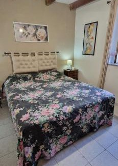 Villanovafranca Casa | Bouganville