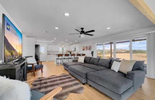 Apache Junction Casa | Boulder Apache Junction