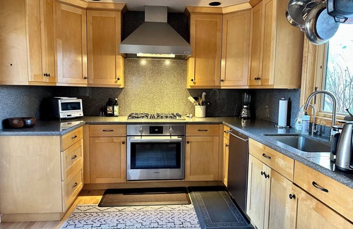 Wonderland Hills Casa | Boulder Sanctuary. Full house with 3 BR, 3 BA. Location, Location, Location!