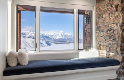Spring Creek Ranch Casa | Boundary JH: Mountain Vista Luxury Townhome