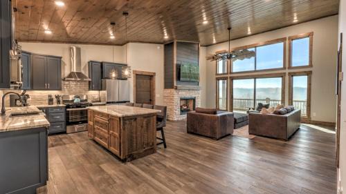 Morganton Casa | Boundless Views