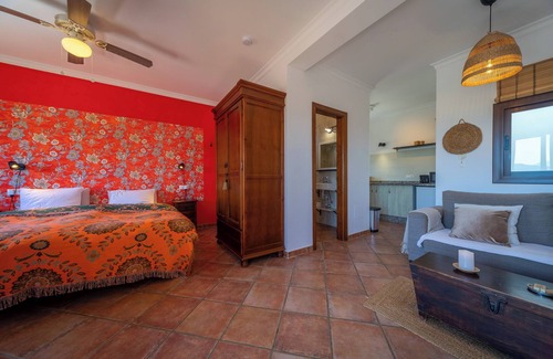 Teba Cama Y Desayuno | Boutique B&B Casa La Calera 15+/ Caminito del Rey-15 min/Ronda-25 min/Teba-5 min