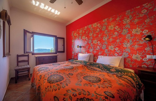 Teba Cama Y Desayuno | Boutique B&B Casa La Calera 15+/ Caminito del Rey-15 min/Ronda-25 min/Teba-5 min