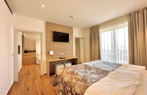 Sezana Hotel | Boutique Hotel Grahor