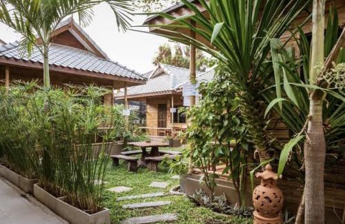 Old City Casa | Boutique Hotel & Restaurant, Jaidee Bamboo Huts