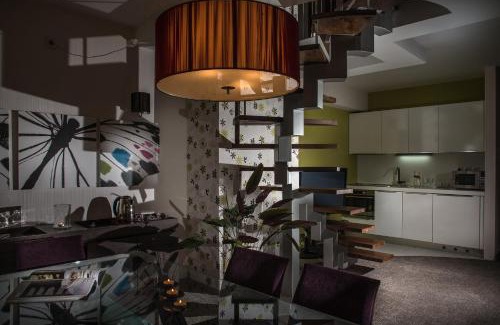 Shiligarnika Hotel | Boutique Hotel Uniqato