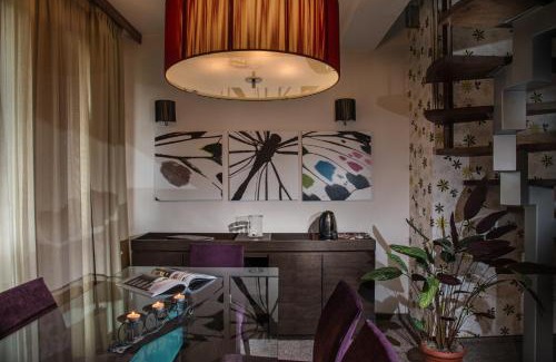 Shiligarnika Hotel | Boutique Hotel Uniqato