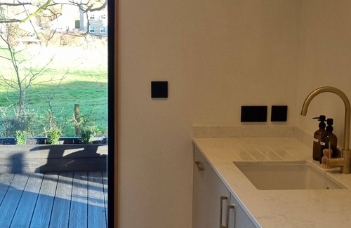 Burniston Cabina | Boutique luxury cabin, romantic getaway for two