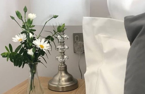 Bridgnorth Cabina | Boutique style cottage