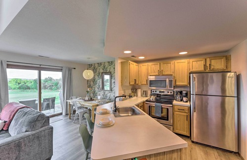 The Galena Territory Casa | Boutique townhome w/ fire pit, KING bed, mezzanine loft & golf views!