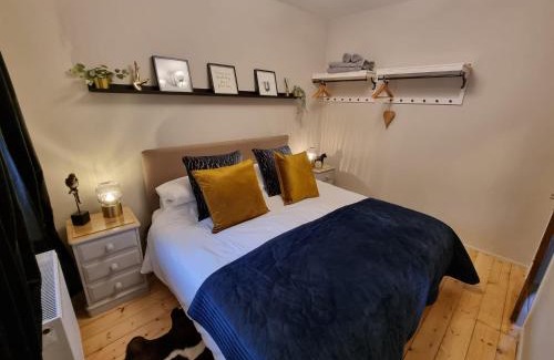 Margam Casa | Bow Cottage