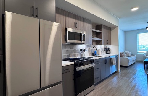Midway District Apartamento | Bowen: Charming 1-BR in Delightful Point Loma, San Diego w/ AC & Gym