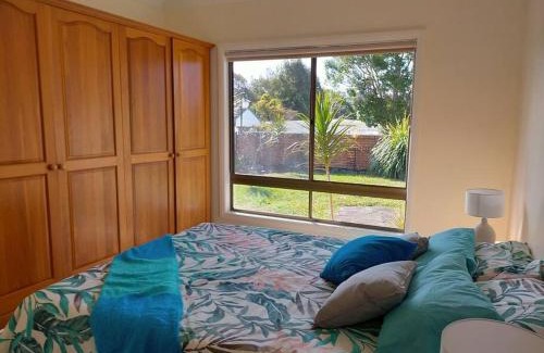 Nambucca Heads Casa | Boyle's Beach House - Fully furnished 3 Bedroom home. Secure parking.