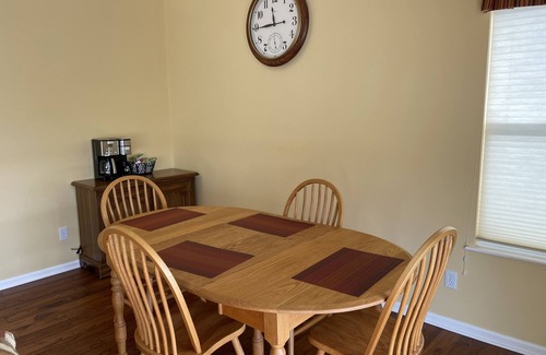 Boyne City Condominio | Boyne City Condo with spectacular views of Lake Charlevoix