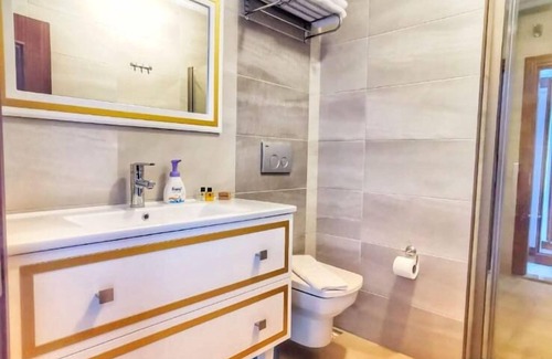 Bozcaada Hotel | Bozcaada Fahri Hotel