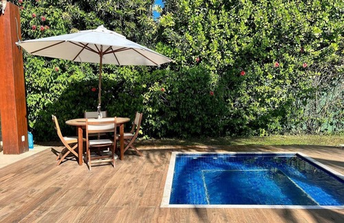 Regiao dos Lagos Casa | Mansion with pool in front of stylish beach - Búzios