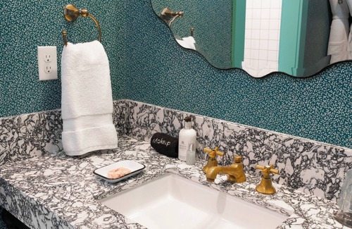 Central Oklahoma City Hotel | Bradford House, Oklahoma City North, a Member of Design Hotels