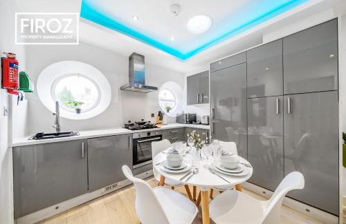 Rushmoor District Apartamento | Brand New 1 Bed 1 Bath, Modern Town Center Apartment, Netflix By Redwood Stays