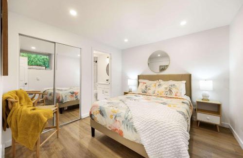 Picnic Point-North Lynnwood Apartamento | Brand New 1BR Designer's Oasis 1min to I-5 Costo