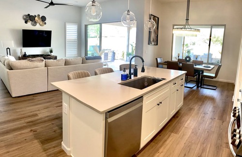 Pebblecreek Complejo | Brand new 55+ Pebblecreek Home w/ pool/golf/pickleball