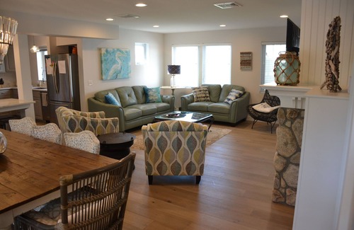 Pine Point Casa | Nuevo 6 dormitorios, 5. 5 baños, con vistas al agua, capacidad para 18