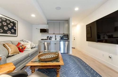 Sloan Lake Casa | Brand new apartment on the park, next to stadium, with quick access to downtown
