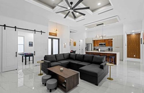 Mariner Apartamento | Brand-New - Contemporary Gem-Pool Game Room BBQ