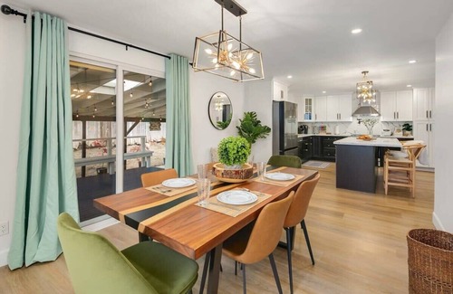 Picnic Point-North Lynnwood Apartamento | Brand New Designer’s High-End 4BR Retreat