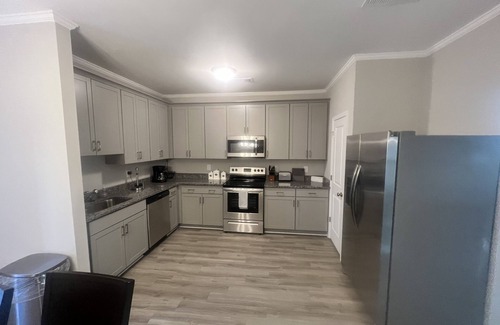 East Point Casa | Brand New Home Mins from ATL airport