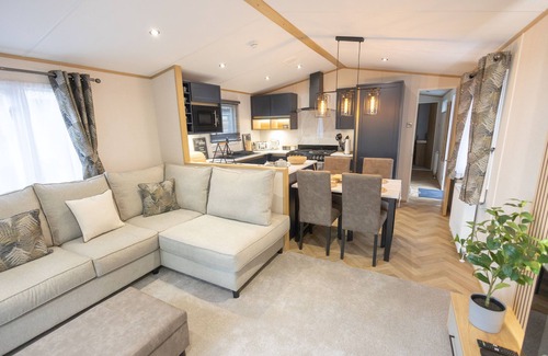 Mudeford Chalet De Esquí | Brand new Lodge overlooking the harbour at Sandhills Costal Retreat
