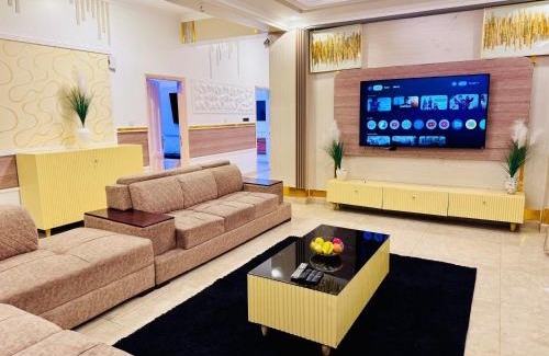 Msasani Apartamento | Brand New Luxurious Dreamview Beach Front Apartment