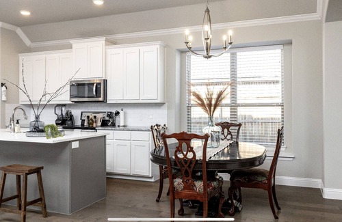 Decatur Casa | Brand New Luxury 2 Bedroom Home in Decatur, Texas!