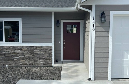 Lewiston Casa | Brand New Luxury Townhouse Getaway in Lewiston, Idaho!