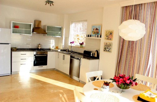 Kalkan Villa | Nueva villa de lujo con piscina privada con vistas a la bahía de Kalkan