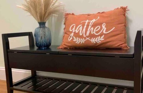 St. Marks Apartamento | BRAND NEW MODERN 3BDS, 2 BATHS. SLEEP 9 PEOPLE. MINUTES AWAY FROM BOSTON.