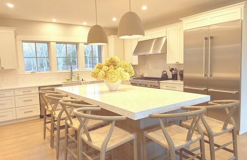 Edgartown Casa | Brand New Spacious Luxury Home on Edgartown Great Pond with Pool and Spa