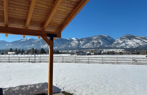 Florence Casa | Brand New Spectacular 2BR house with view of Bitterroot Mountains.
