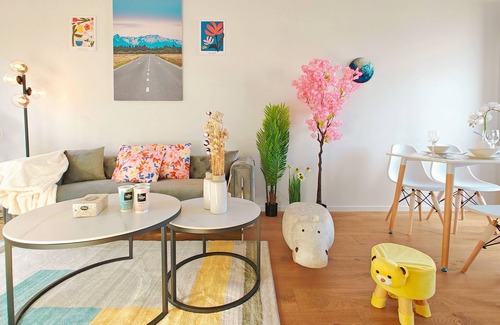 Grey Lynn Casa | Brand new townhouse with garden and free parking